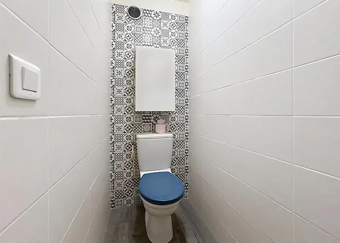 Апартаменты One Bedroom With Terrace , Port De , Ideal Location Ницца