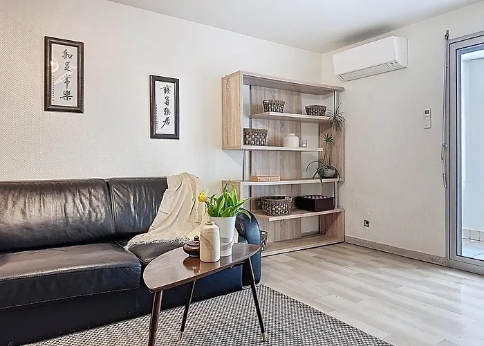 One Bedroom With Terrace , Port De , Ideal Location * Ницца