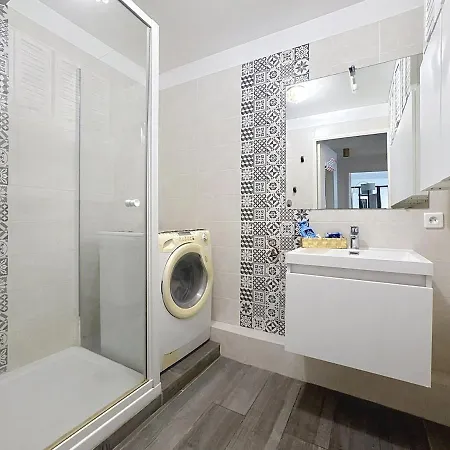 One Bedroom With Terrace , Port De , Ideal Location 公寓 *